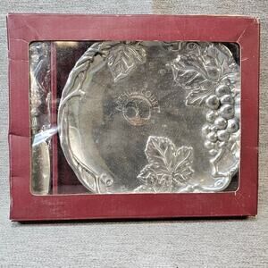 Arthur Court 8-Inch Aluminum Grape Cheese Server Plate with Cheese Plane 2000